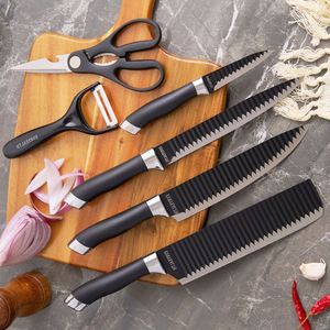 Kit Profissional 6 Peças – Conjunto Completo para Churrasco, Carne e Legumes com Facas, Descascador e Tesoura de Alta Resistência