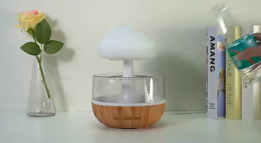 Umidificador Difusor de Aroma Nuvem & Chuva | Luz Noturna 7 Cores | Bem-estar, Sono Tranquilo e Ambiente Encantador – Recarregável, Silencioso e Decorativo