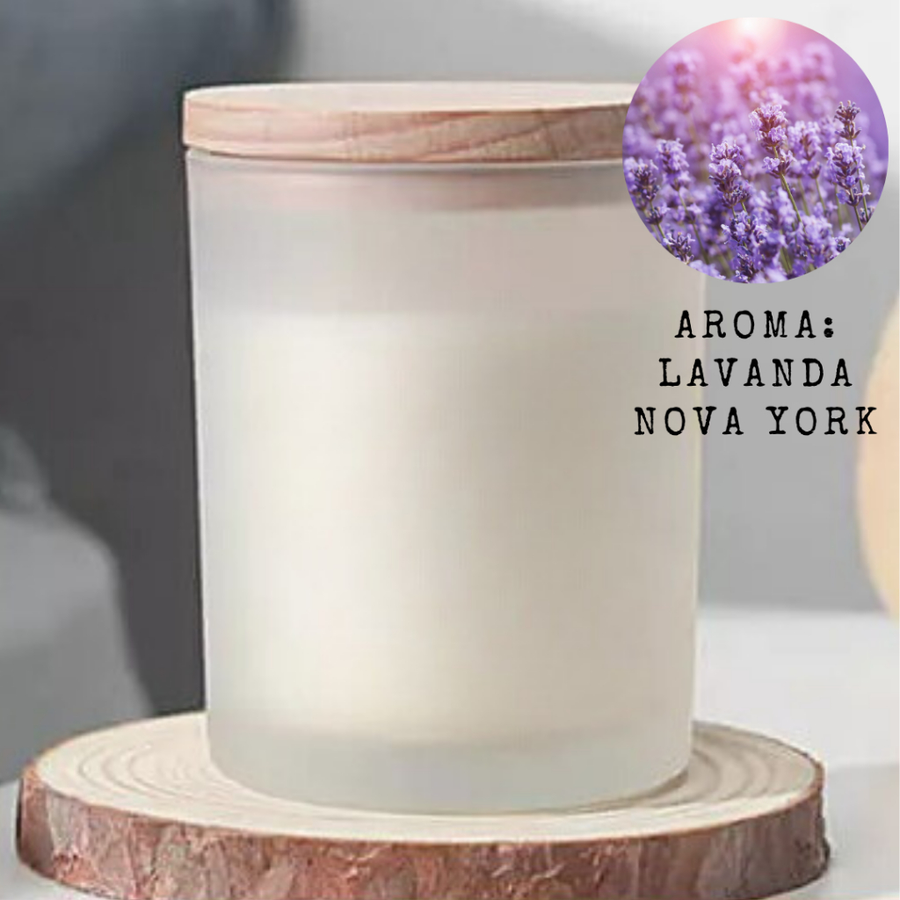 Vela Aromatizada Cera Vegetal com Copo Fosco e Tampa de Madeira – Para Quem Busca Bem-Estar, Estilo e Aconchego
