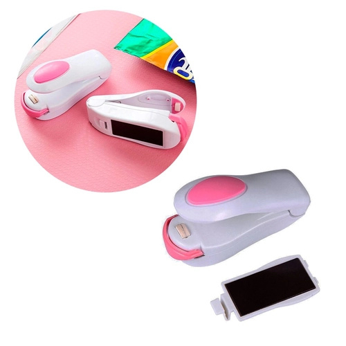 Mini Seladora Portátil 2 em 1 – Lacre e Conserve Alimentos com Praticidade no Seu Dia a Dia

(Ideal para famílias, viajantes e quem ama praticidade na cozinha! Com ímã de geladeira + uso a pilha para vedação instantânea.)